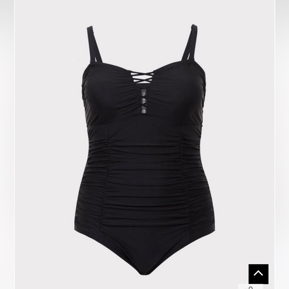 New! Torrid sz 4 Wireless Lattice Front One Piece Swimsuit 4X